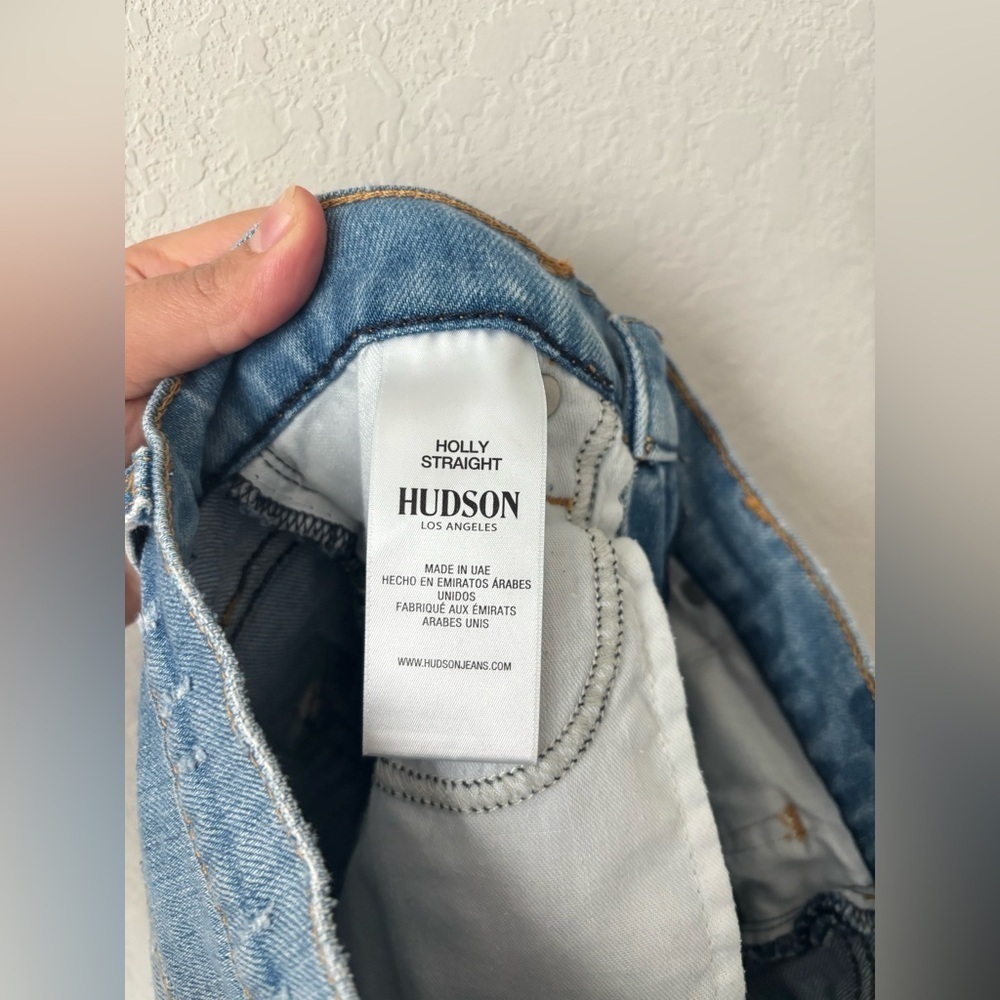 HUDSON HOLLY HIGH RISE STRAIGHT JEAN IN LIGHT WASH Size 26 - Picture 9 of 9